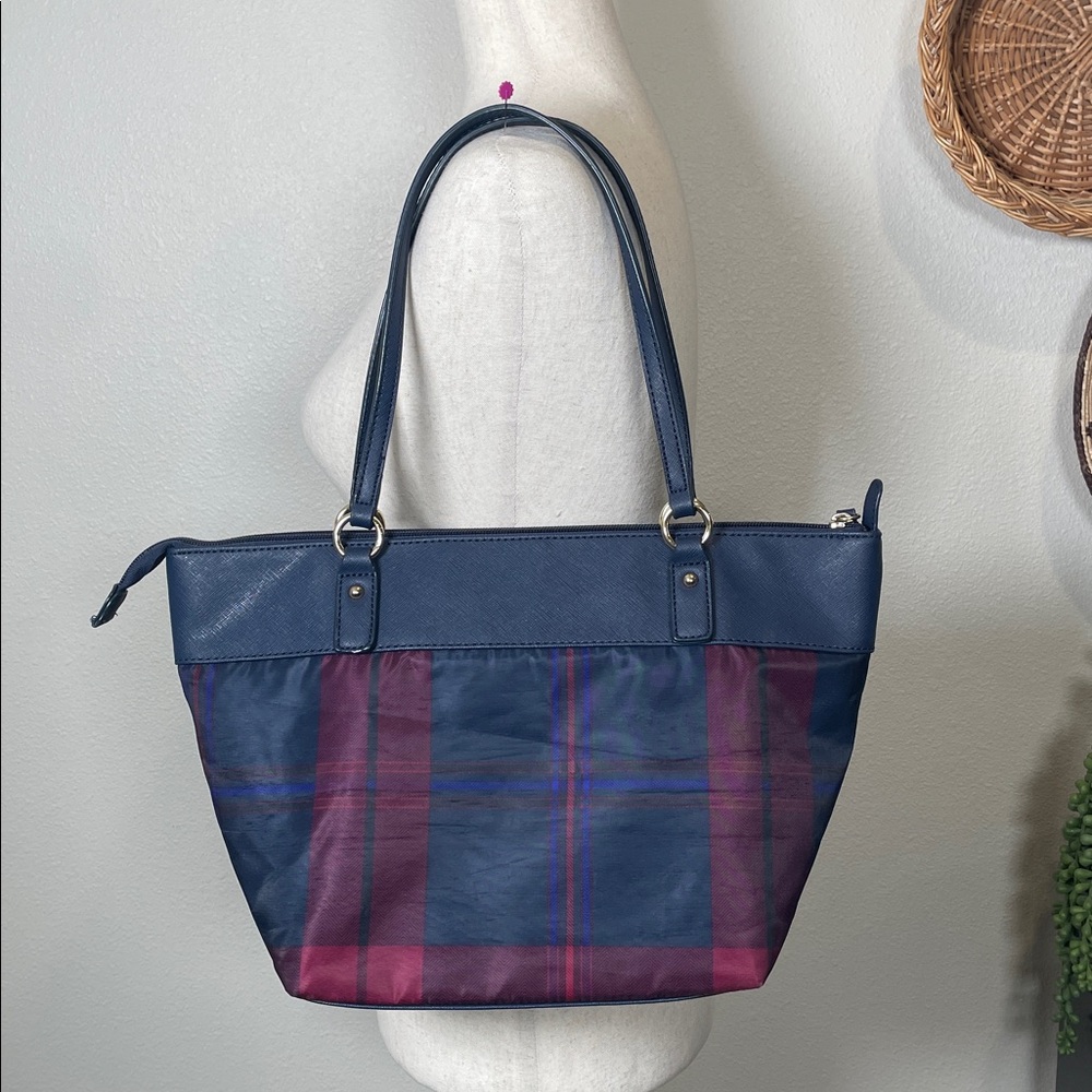 Tommy Hilfiger Plaid Navy Nylon Ivy Zip Top Handbag Tote & Matching Wallet - Picture 2 of 16